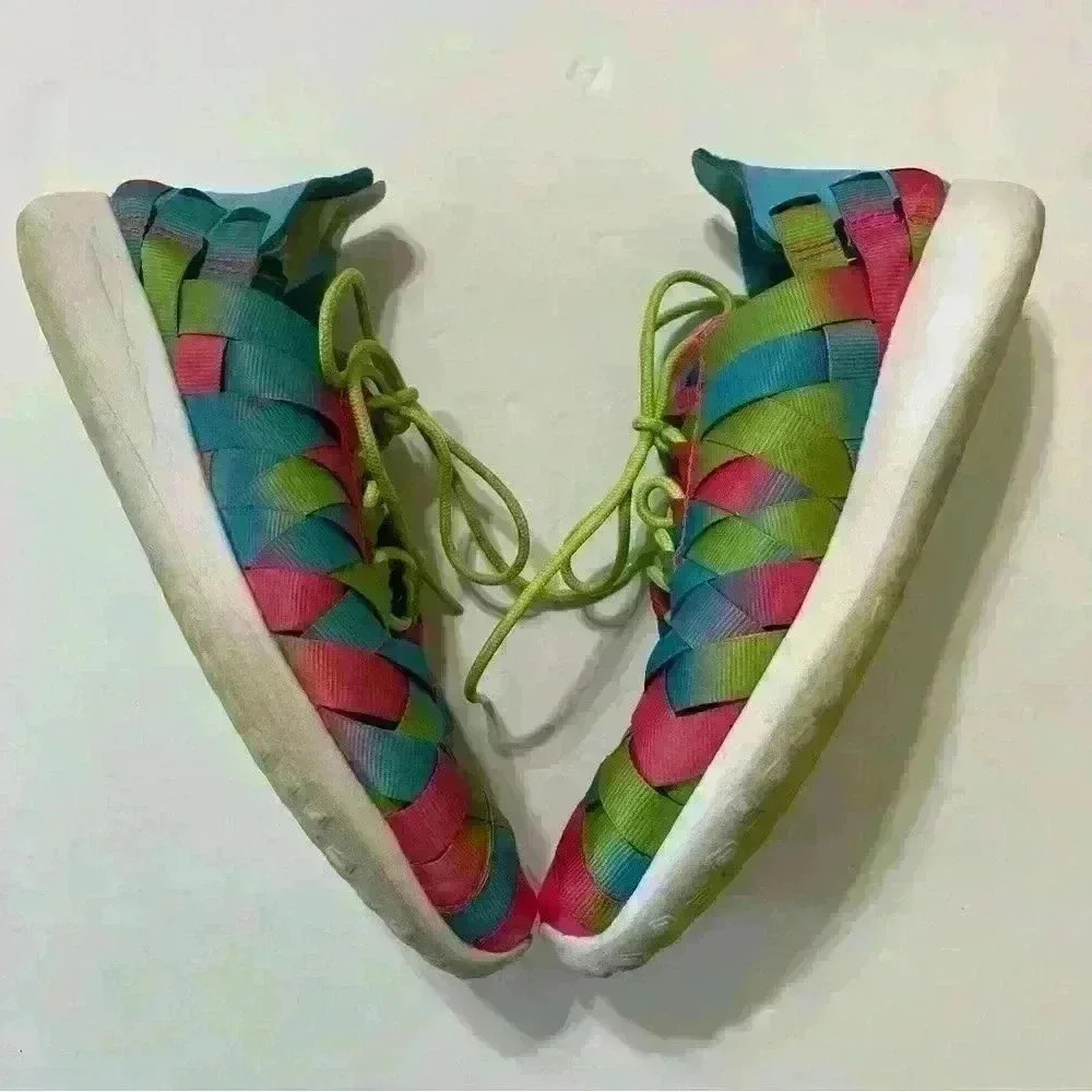 Nike Womens Juvenate Woven PRM Multicolor Lace Up Low Top Sneaker Size 7.5 - Picture 2 of 10
